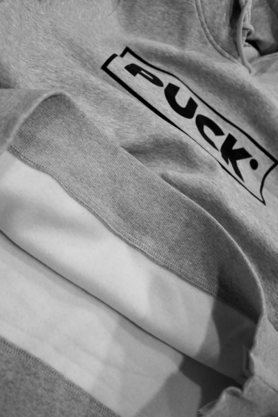 PUCK HOODIE BOX schwarz