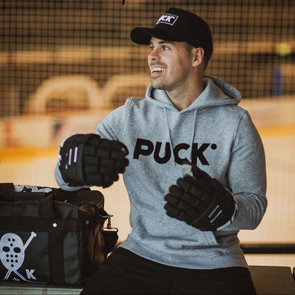PUCK HOODIE Logo grau